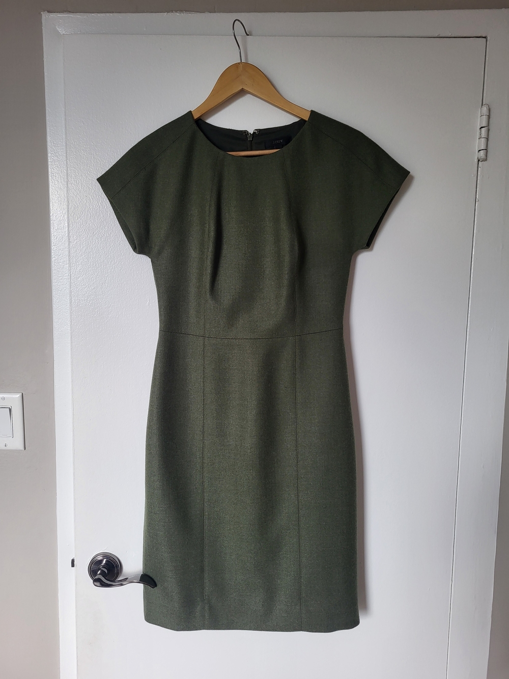 J.Crew Tailored Wool Dress in Army Green / Evergreen Size 2